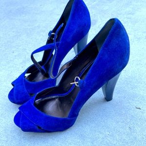 Size 8- Marc Fisher Royal Blue Pumps